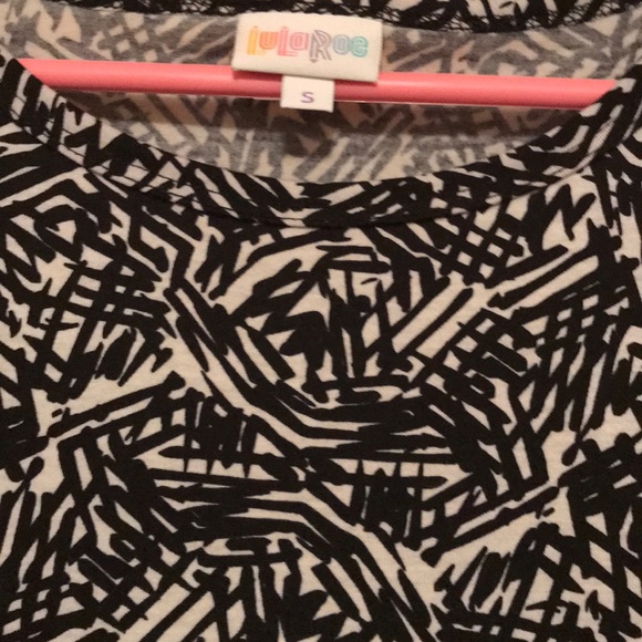 Black and white patterned dress - Picture 2 of 3